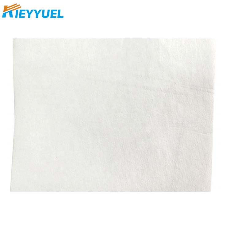 95 ಮೆಲ್ಟ್ಬ್ಲೋನ್ ಬಟ್ಟೆ